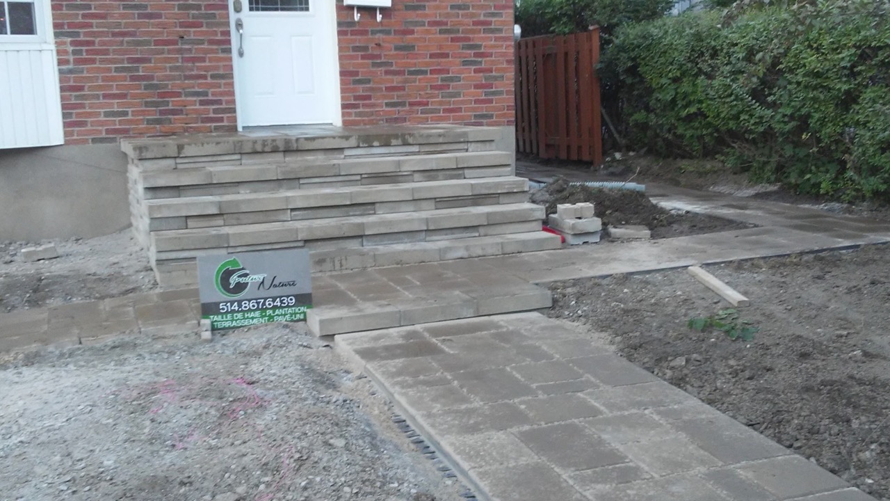 Installation de drain français à Blainville pour drainage et protection de fondation