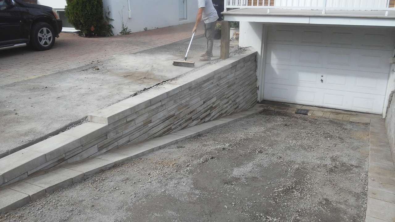 Excavation à Terrebonne pour drainage de terrain et gestion des eaux